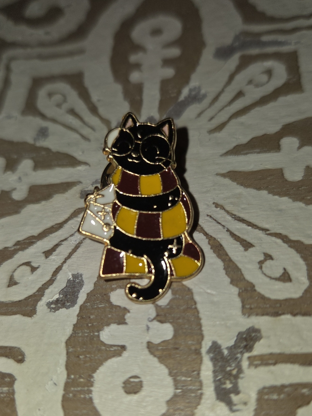 Cat Enamel Pin with Yellow and Maroon Scarf - Pets Cat Accessory